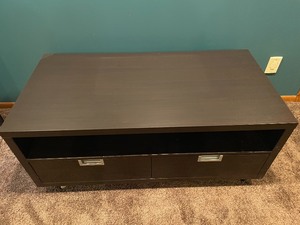 lot 81 image: TV Stand on Castors