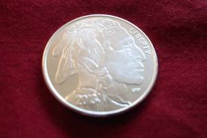 2013 1 Oz. Buffalo Silver Round