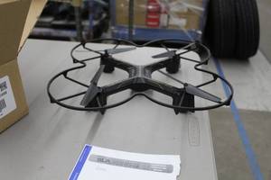 lot 61 image: Sharper Image Drone DX-4