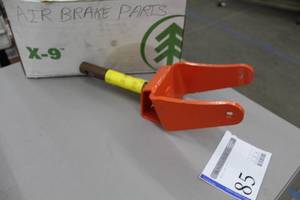 lot 85 image: Mower Wheel Arm Yoke Assembly 1004276.6
