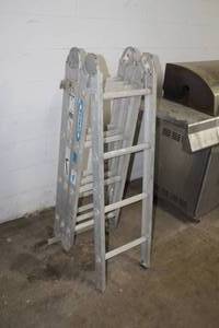 lot 192 image: Werner Duty Master Extra Heavy Duty Industrial Straight Ladder 16  Step Ladder 8  Scaffold 7 M8-16