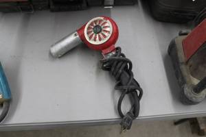 lot 232 image: Crain Heat Gun 740A