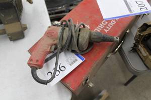 lot 236 image: Milwaukee Heavy Duty Screwshooter with Metal Case