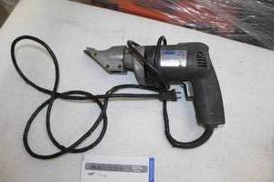 lot 234 image: Kett Power Shear 18GA K-200