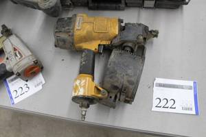lot 222 image: Stanley Bostitch Pneumatic Nailer