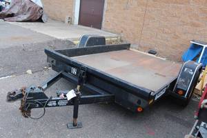 lot 51 image: 2001 Felling FT-3 Tilt Deck Single Axle Utility Trailer with Steel Bed 10