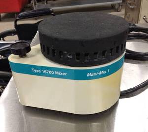 lot 21 image: Barnstead Thermolyne Maxi-Mix 1 Type 16700 Laboratory Mixer - Great Working Condition