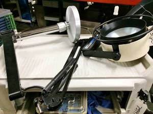 lot 30 image: WOW Retails Used $900 Medical Veterinarian Steris Amsco EXAMINER 10&nbspCeiling Mount&nbspSurgical Minor Surgery Exam Light Swing Arm - Super Condition