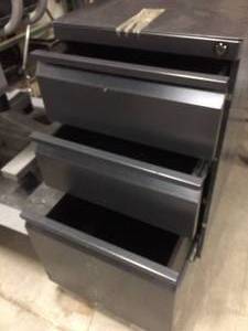 lot 64 image: Trendway File 3 DRAWER Cabinet