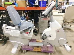 lot 60 image: WOW MSRP $1200 STAR TRAC ST FITNESS 8720 RECUMBENT BIKE- NICE WORKING CONDITION