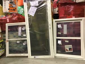 lot 28 image: LOT OF PATIO DOOR AND 2 WINDOWS (HAS DENTS AND SCTRACHES) (OTHER ISSUES AS WELL)