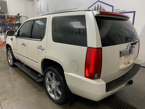 2008 Cadillac Escalade AWD -No Reserve-