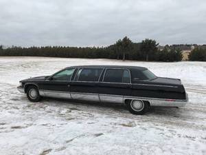 1996 Cadillac Fleetwood Superior Limousine