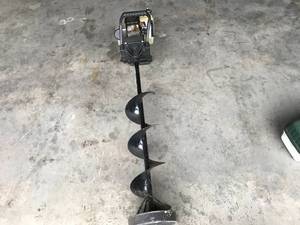 StrikeMaster MAG 2000 Ice Auger