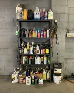 lot 78 image: Shelf & Contents