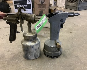 lot 110 image: Paint Sprayer, Pop Rivet Gun