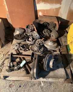 lot 691 image: Pallet of Snowmobile Cluthes, Misc