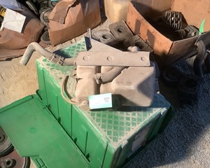 lot 712 image: Ski-Doo RadiatorOil Tank