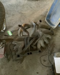 lot 730 image: Exhaust Manifold & Headers