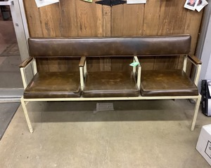 lot 48 image: Three Seat Bench