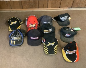 lot 214 image: Ski Doo Hats