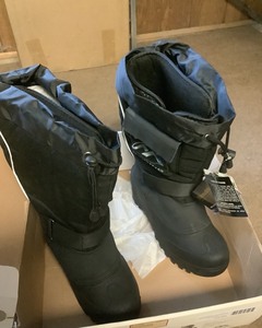 lot 224 image: Marshall Racing Boots, Sz 8