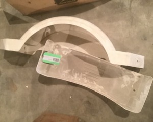 lot 276 image: New Trailer Fenders