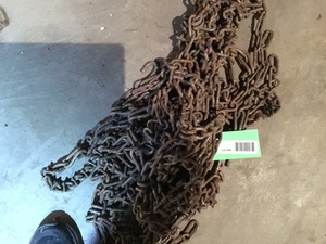 lot 446 image: Lawn  Garden Tire Chains