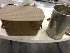 lot 602 image: Vintage Picnic Basket & Tin