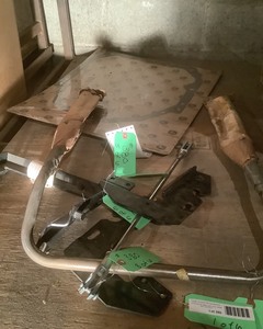 lot 380 image: Miscellaneous John Deere Parts