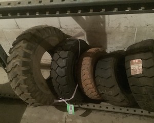 lot 410 image: Tires for Hyster and Skidloaders