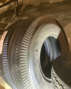 lot 439 image: Trailer Tires