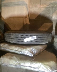 lot 442 image: Trailer Tire 5.30-12