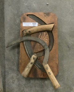 lot 607 image: Hand Scythes