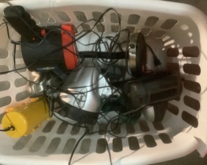 lot 608 image: Basket of Miscellaneous Lighting