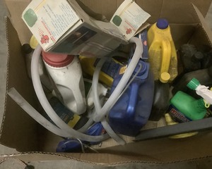 lot 567 image: Pesticides, Cleaners, Oil, etc