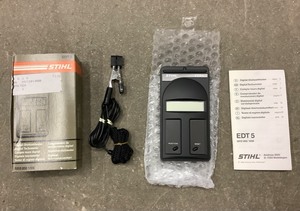 lot 189A image: Digital Tachometer for Small Engines, new