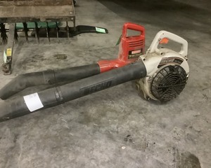 lot 550 image: Two Lawn and Leaf Blowers