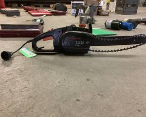 lot 120 image: Remington Chainsaw