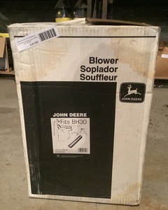 lot 322 image: John Deere Leaf Blower Vacuum Kit