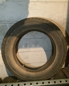 lot 425 image: Tire 5.50-17