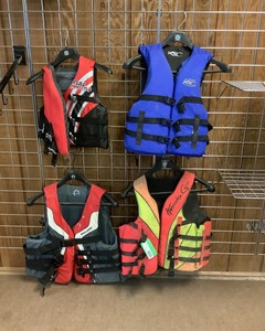 lot 200 image: Life Jackets, qty 4