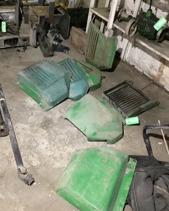 lot 657 image: John Deere Garden Tractor Side Panels