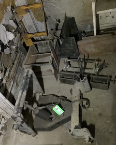 lot 659 image: Brackets, Hitch