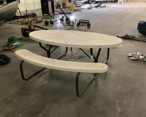 lot 510 image: Picnic Table