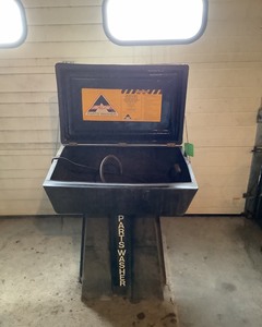 lot 351 image: Parts Washer