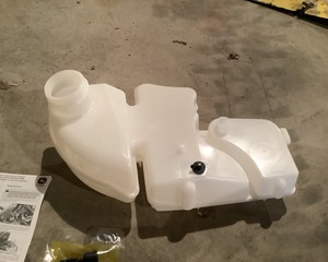 lot 356 image: John Deere Fuel Tank