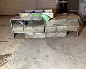 lot 350 image: Metal Drawer Cabinet