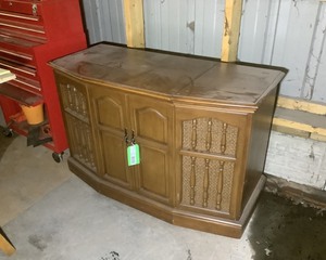 lot 594 image: Stereo and Turntable