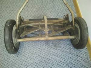 lot 14 image: Push mower - excellent condition.